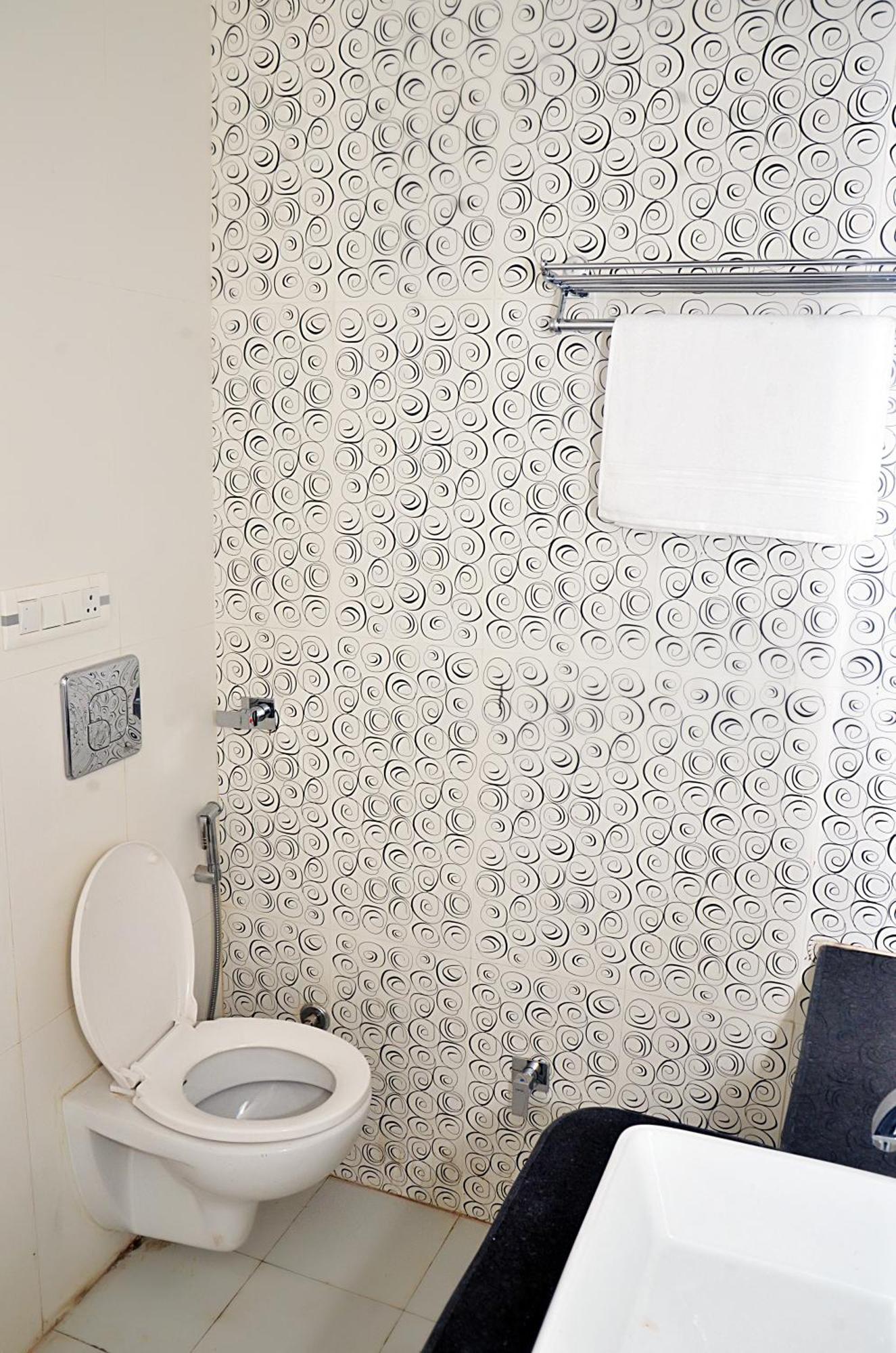 Bilberry Hotel Rewāri Zewnętrze zdjęcie