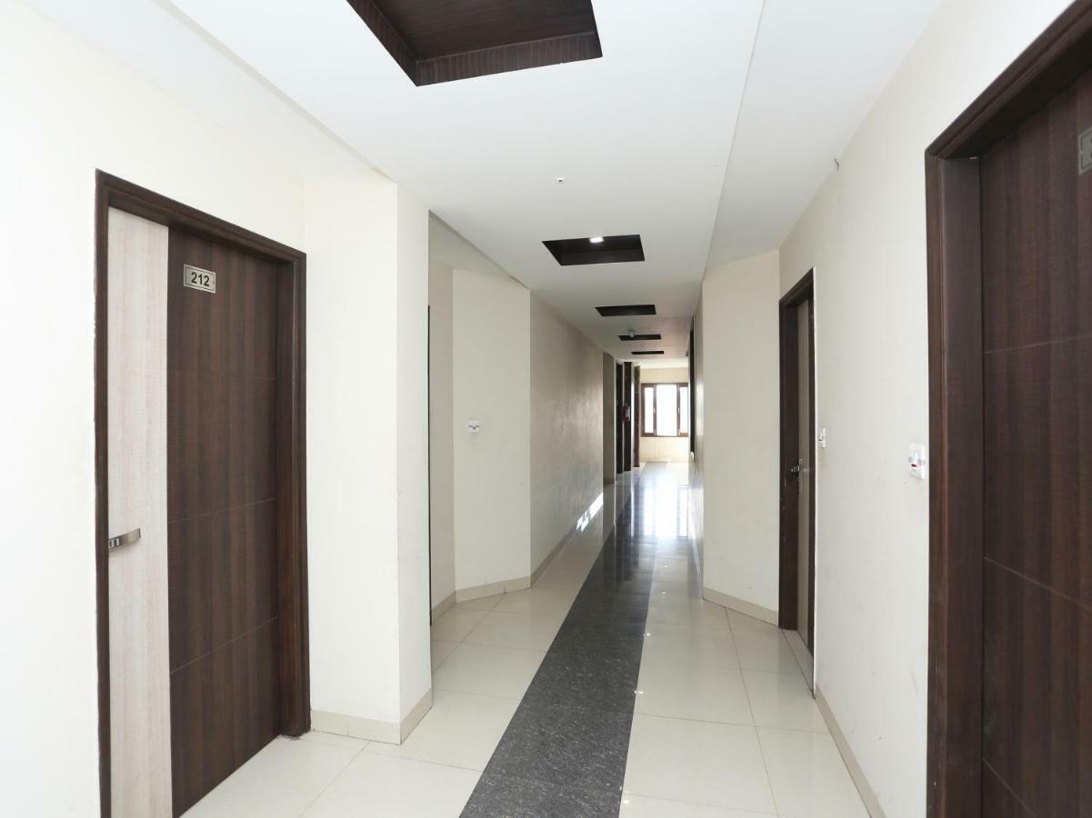 Bilberry Hotel Rewāri Zewnętrze zdjęcie