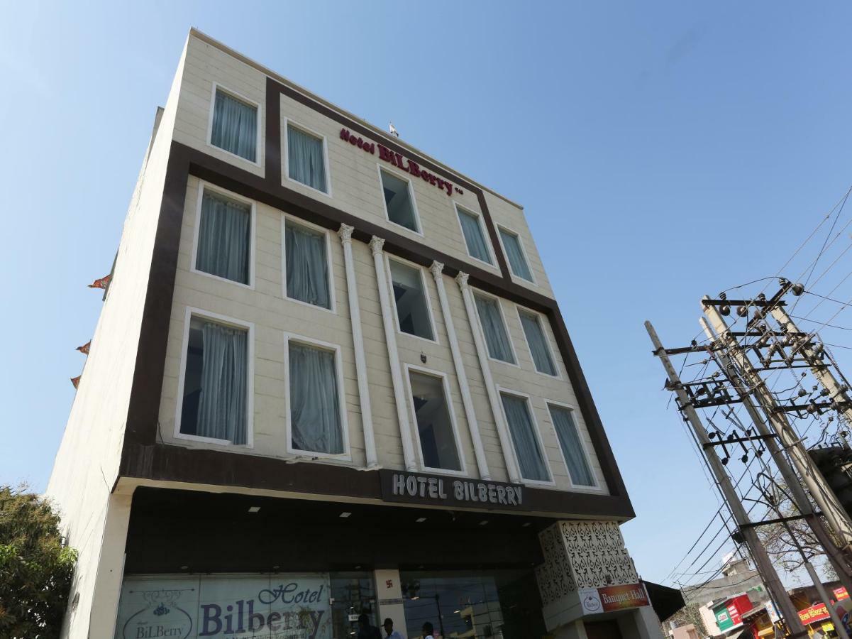 Bilberry Hotel Rewāri Zewnętrze zdjęcie