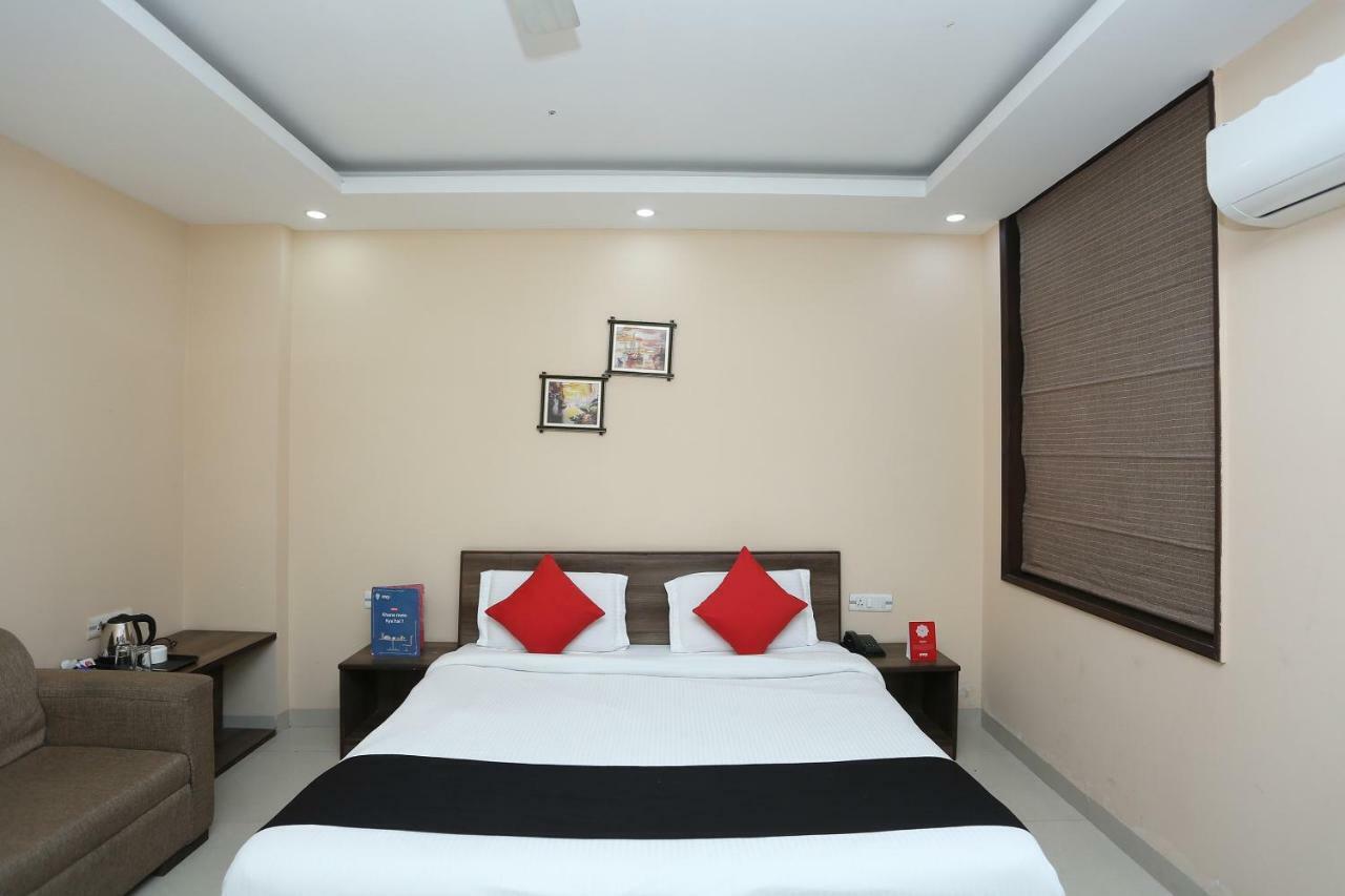 Bilberry Hotel Rewāri Zewnętrze zdjęcie